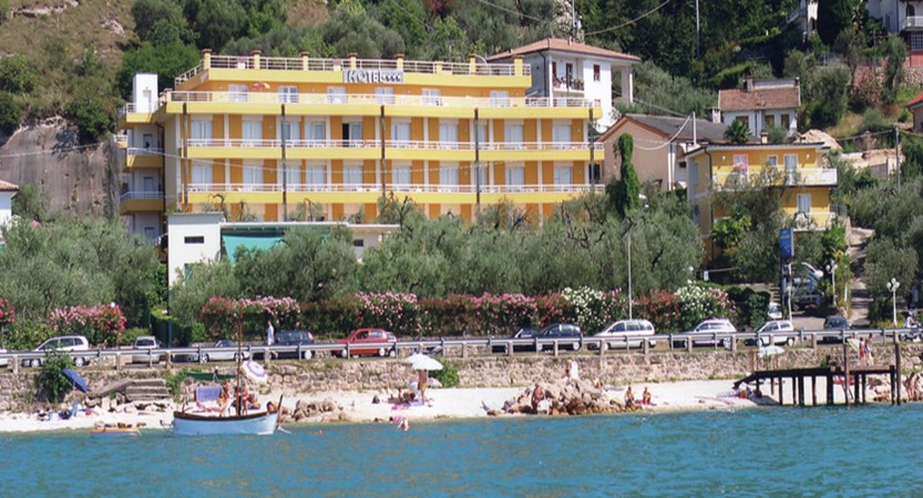 Hotel Internazionale, Torri del Benaco Italy - Lakes | Inghams